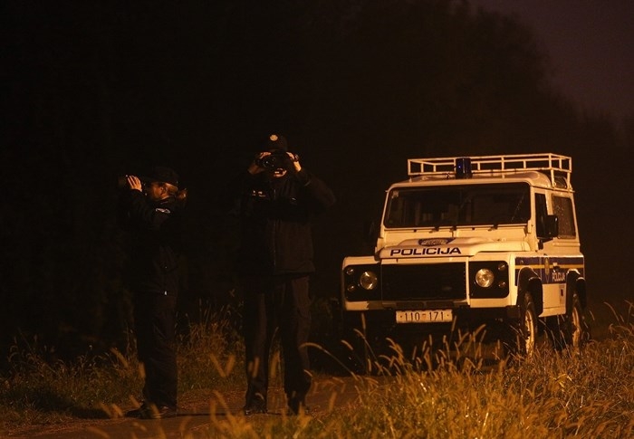 UHVAĆEN PRIJEVOZNIK MIGRANATA: policija razotkrila lanac krijumčarenja