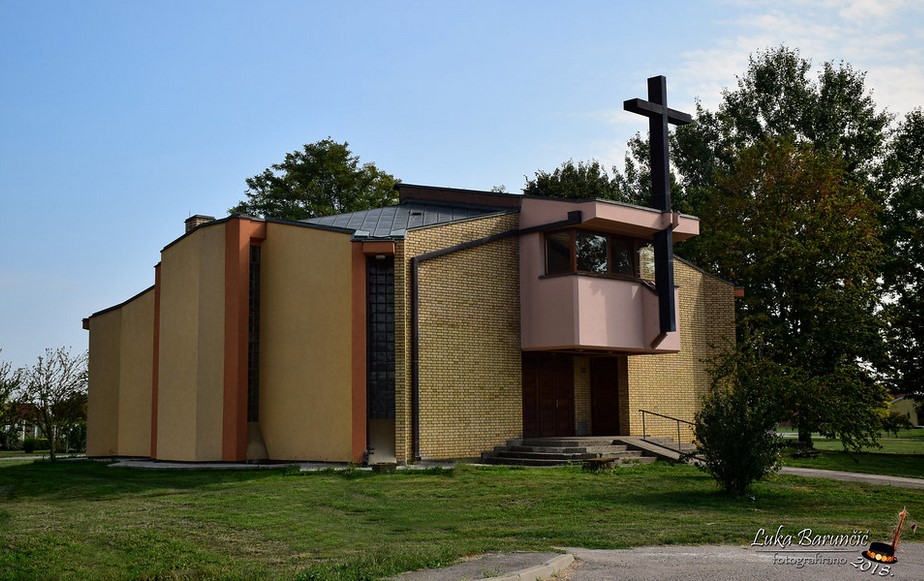 S vjerskog objekta u Ivankovu ukradeni oluci