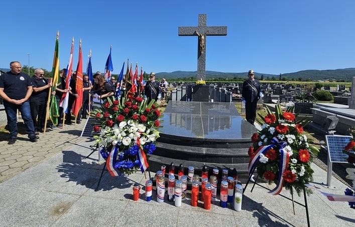 Kaptol odaje počast svojim braniteljima