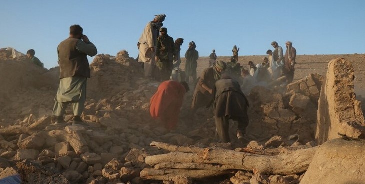 Potres magnitude 6 razorio Afganistan: Najmanje 800 mrtvih u već konfliktom potresenoj državi