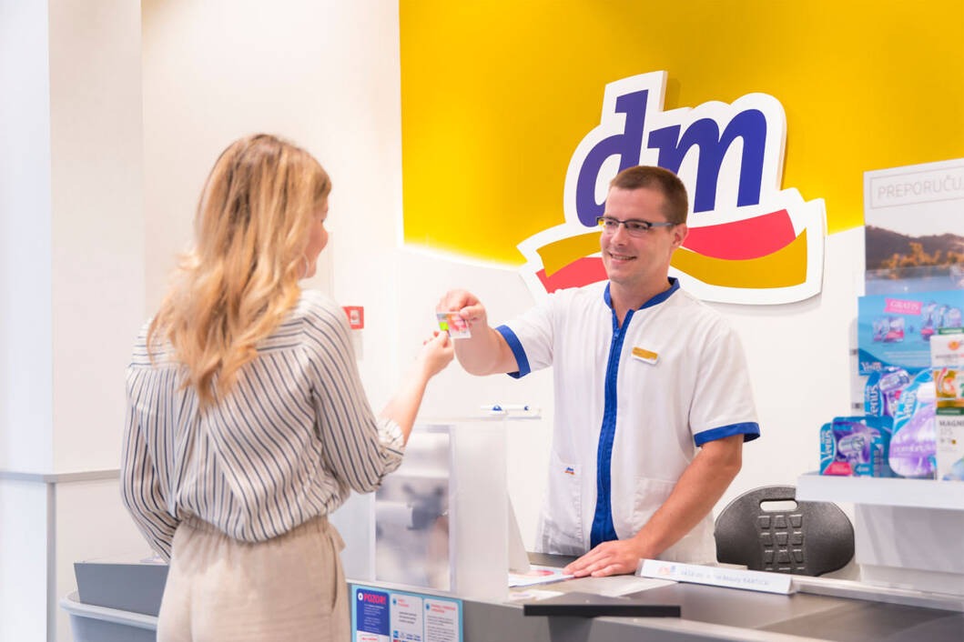 Dm transparentno objavio plaće i otvorio nove natječaje diljem Hrvatske