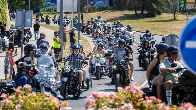 Tri dana buke, kroma i benzinskog romantizma na Bundeku
