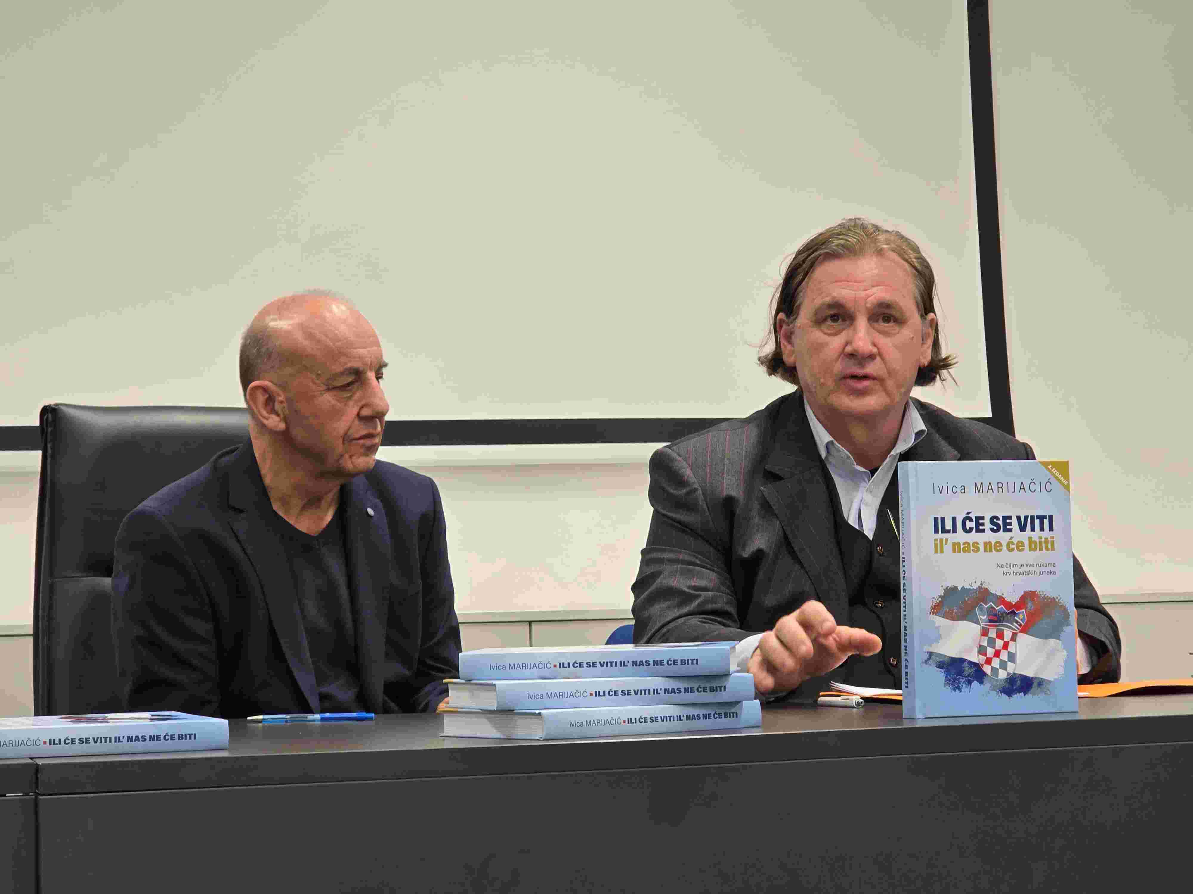 U Sesvetama predstavljena knjiga „Ili će se viti il’ nas neće biti“ Ivice Marijačića
