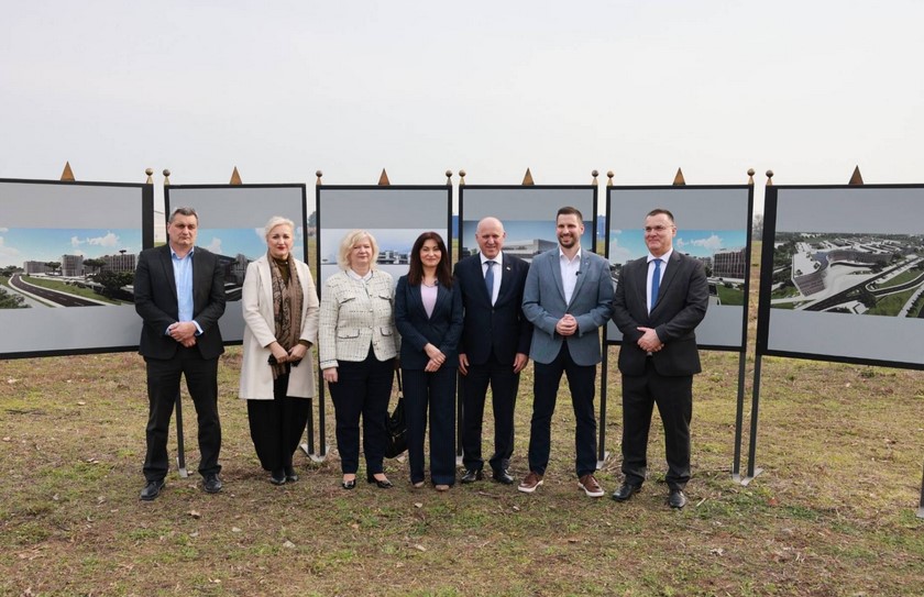 Potpisani ugovori za novi KBC Osijek i Centar za gospodarenje otpadom Orlovnjak