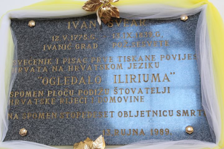 Ponovno postavljena spomen-ploča istaknutom povjesničaru i župniku