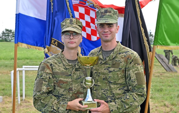 Ročnici pokazali snagu i znanje: Valentina Žigmundovac i Luka Ašenbrener najbolji na natjecanju u Požegi