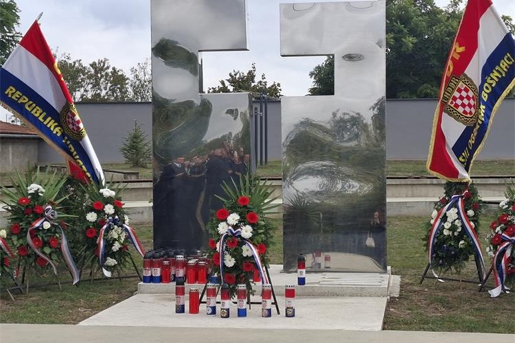 Tompojevci: između svijeća i sudskih spisa — koliki je doseg pravde